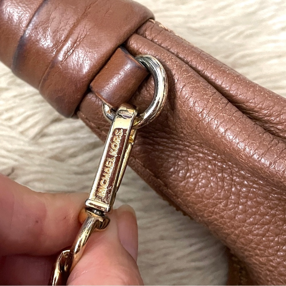 Michael Kors Brown Leather Hobo Shoulder Bag - M/L - Picture 3 of 9
